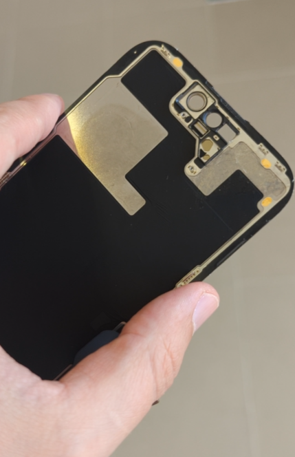 Wymiana szyby wyświetlacza iPhone w Markach Zielonka